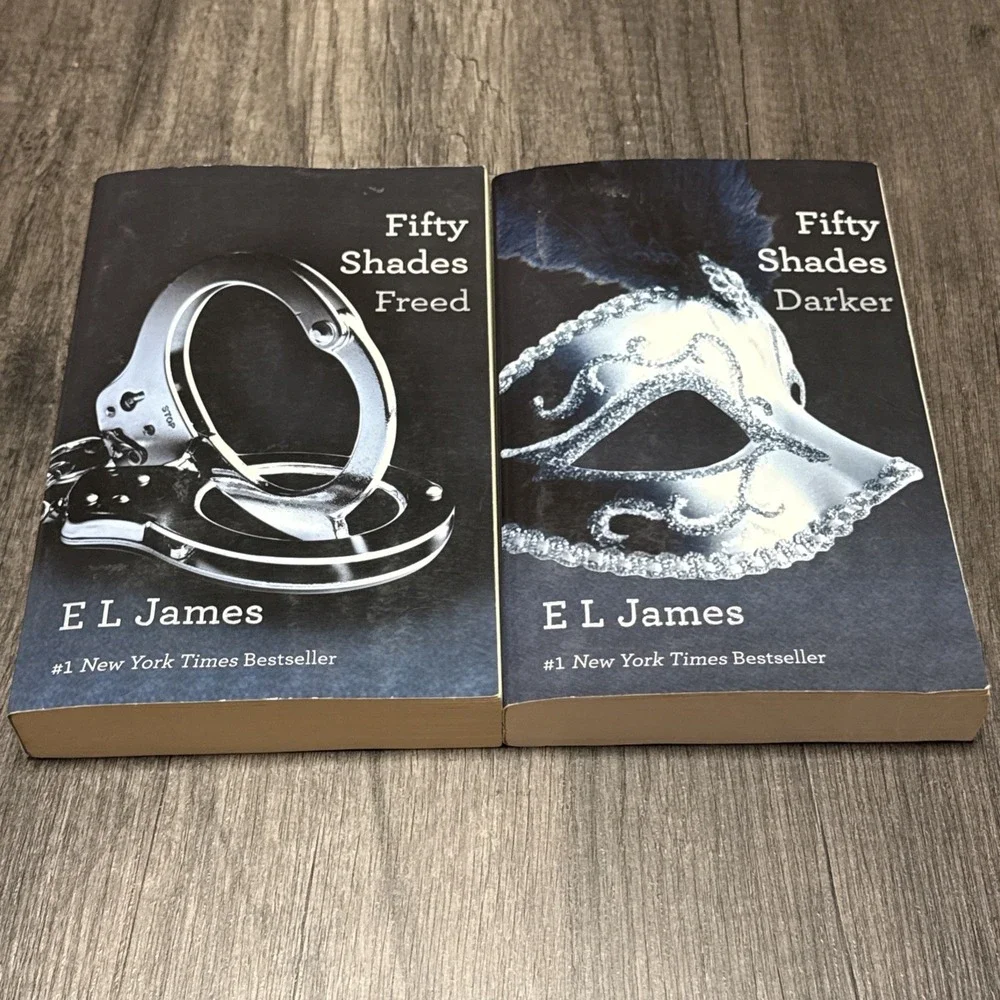 FIFTY 50 SHADES OF GREY BOOKS 2 and 3 Freed and Darker by E. L. James NEW